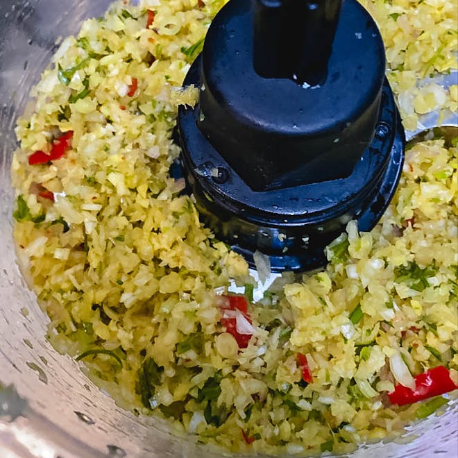 Food processor as meal prep time saving tip