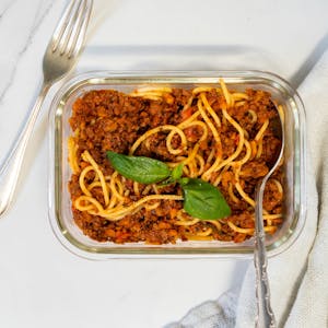 Serving suggestion - Meal prep container Spaghetti Bolognese with soya mince