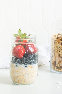 overnight muesli in a jar
