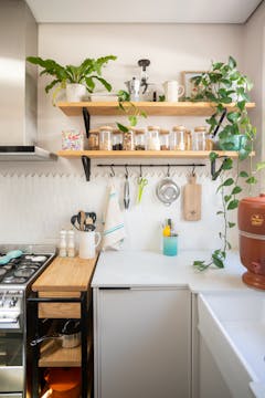 kitchen rail